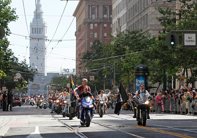 galleries/2010/07/19/gayest-cities/gay-cities---san-francisco_pdcxcn