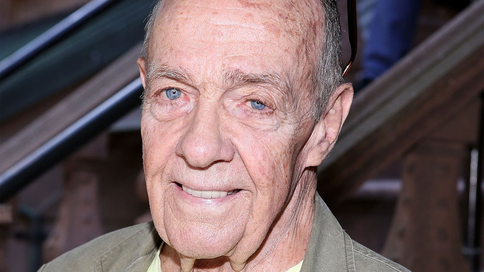 210208-cheat-tease_l0e7gc