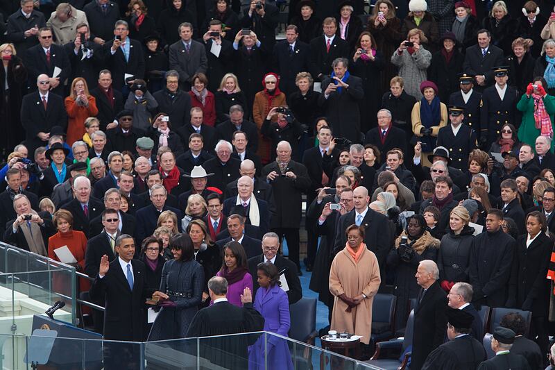 galleries/2013/01/23/the-daily-beast-photo-editors-pick-their-favorite-images-from-president-obama-s-second-inauguration/130122-favorite-inaugural-image-khue-bui-llw_u5q5cu