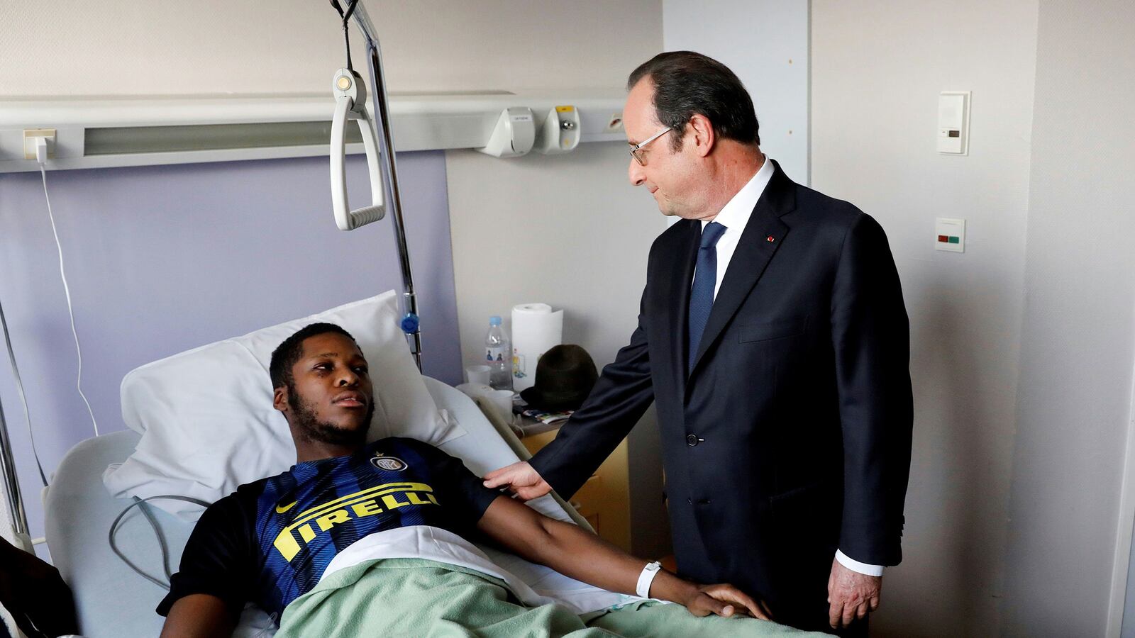 articles/2017/02/10/alleged-french-police-rape-of-a-man-could-set-the-country-on-fire/170210-zaleski-french-police-rape-tease_cpiqvz