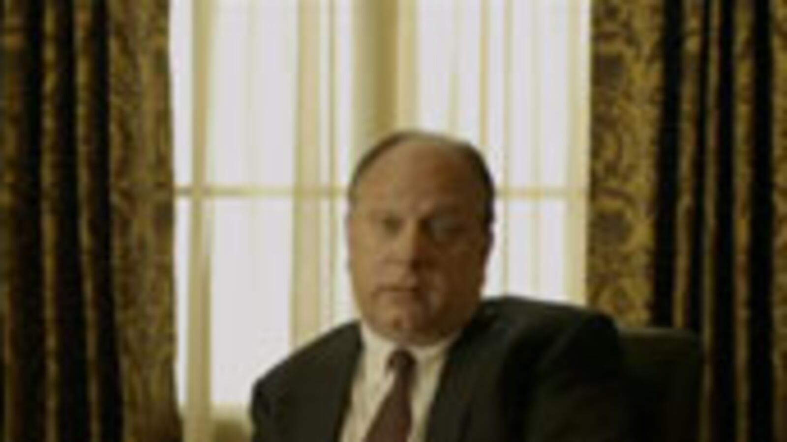 articles/2010/08/19/douglas-urbanski-plays-larry-summers-in-the-social-network/jacolarry-summers-1_120637_ntga9h