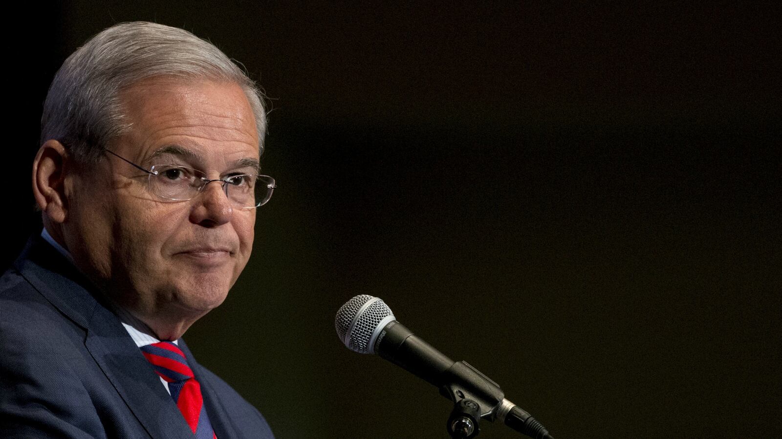 170830-menendez-cheat_upvzlj