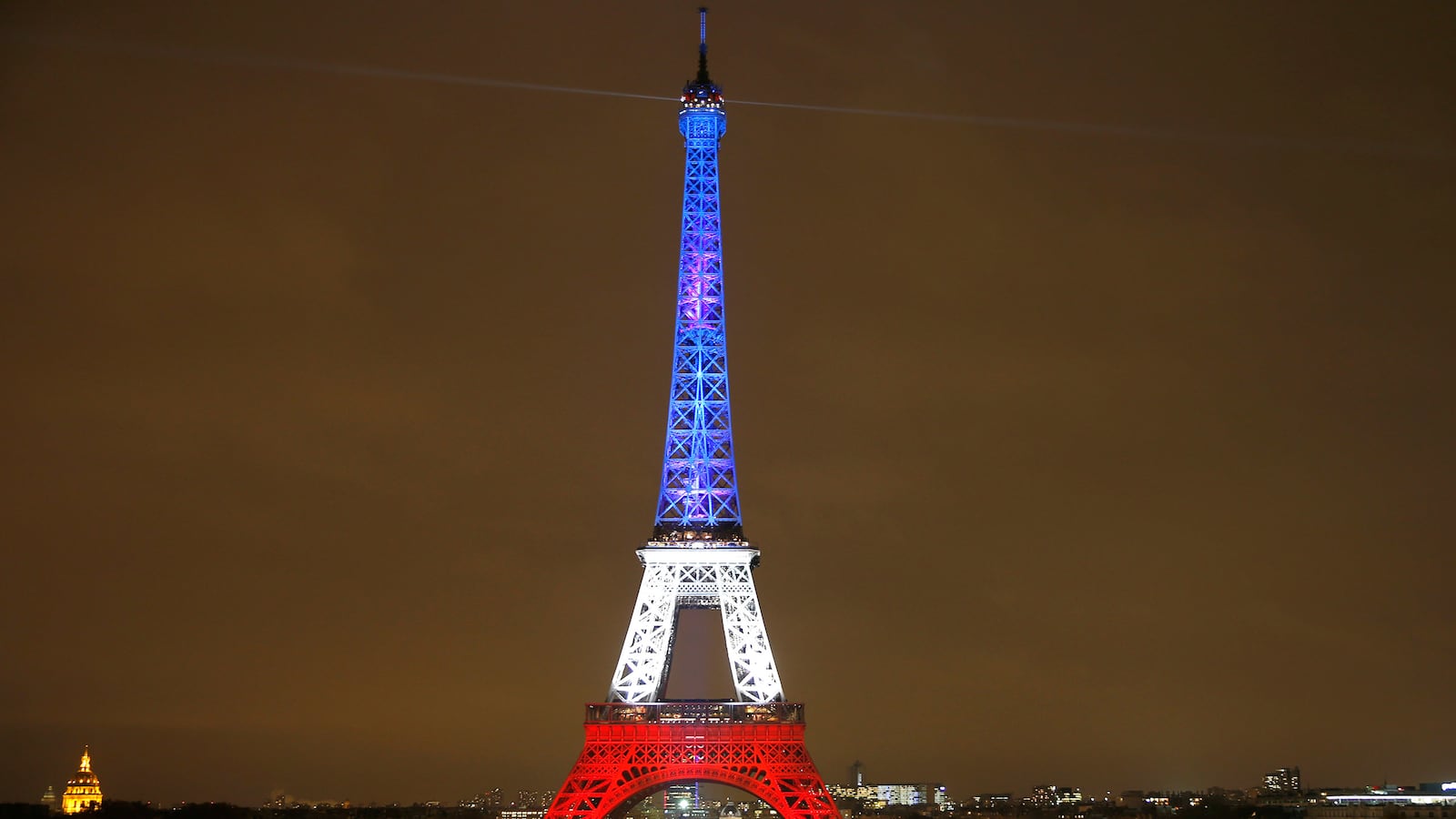 articles/2015/11/16/standing-up-to-terror-the-heroes-of-paris/151116-zaleski-paris-tease_t0jndi