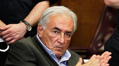 cheats/2011/08/15/dsk-plots-legal-defense/dominique-strauss-kahn-bail_y0juef
