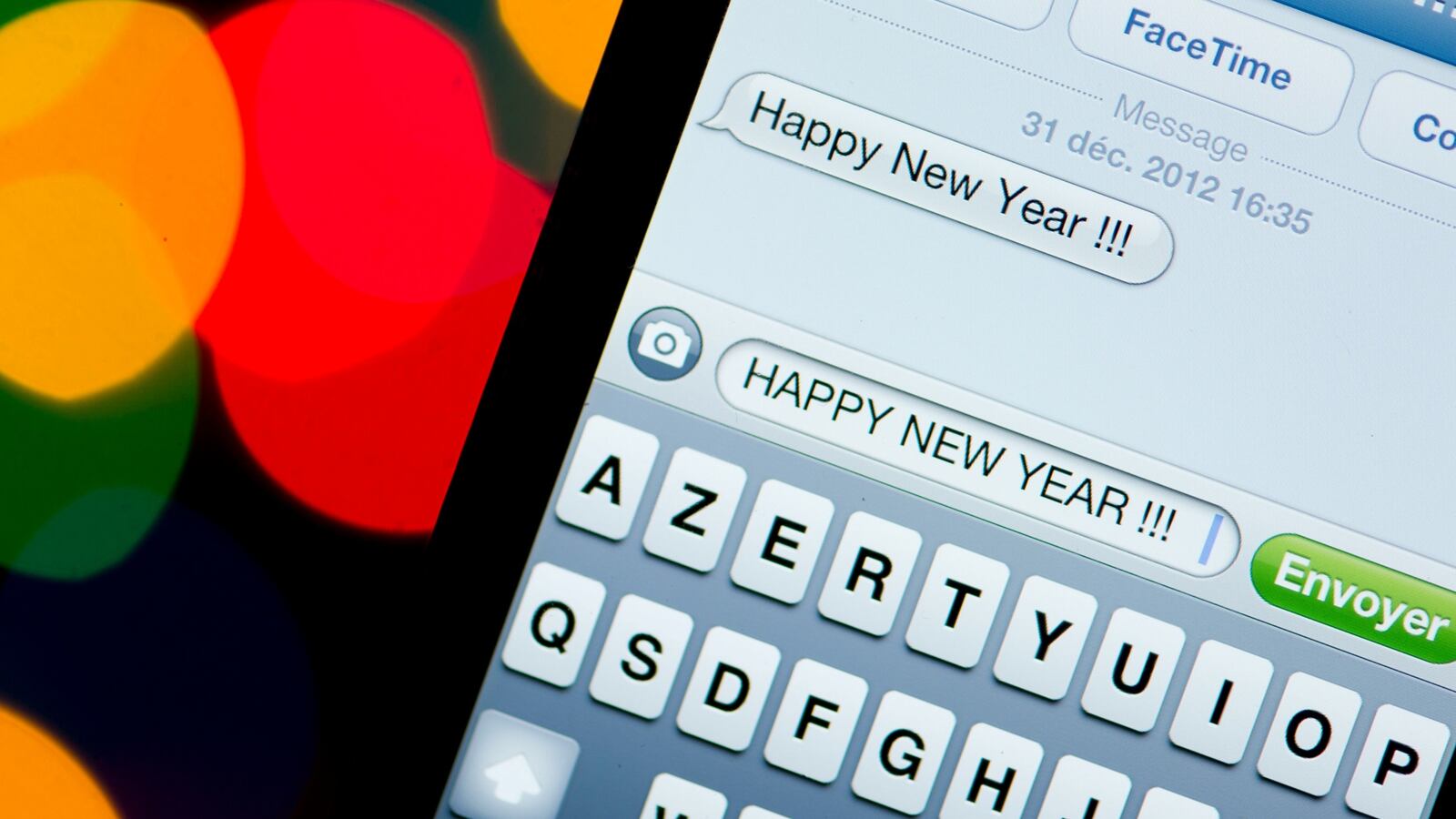 cheats/2015/05/27/malicious-text-bug-crashes-iphones/150527-iphone-cheat_u2zhif