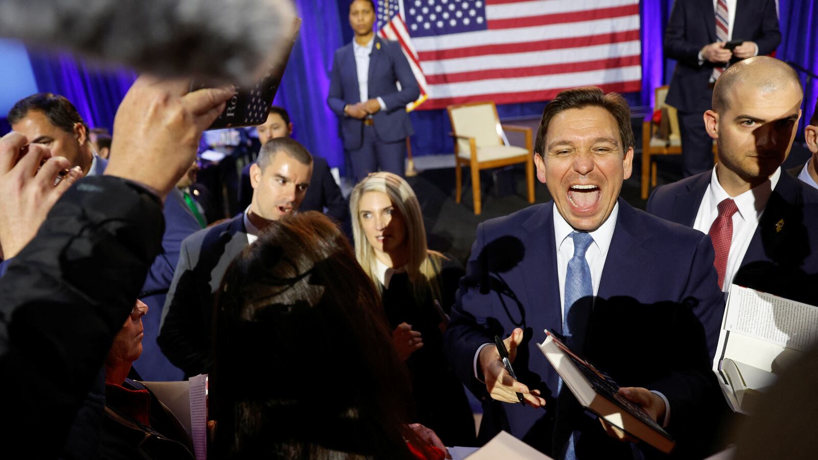 2023-03-11T010917Z_48808950_RC2CRZ9K6HJD_RTRMADP_3_USA-ELECTION-DESANTIS_frnuqx