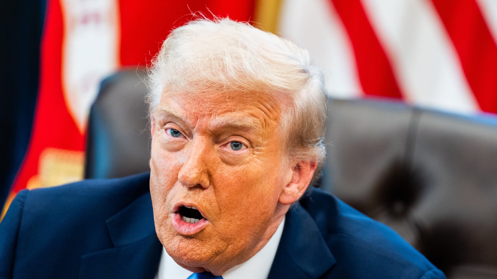 WASHINGTON, DC September 19: US President Donald Trump speaks before signing executive orders in the Oval Office at the White House on Friday September 19, 2025. President Trump signed a two executive orders establishing the "Trump Gold Card" and introducing a $100,000 fee for H-1B visas. The "Trump Gold Card" is a visa program that allows foreign nationals permanent residency and a pathway to U.S. citizenship. (Photo by Demetrius Freeman/The Washington Post via Getty Images)