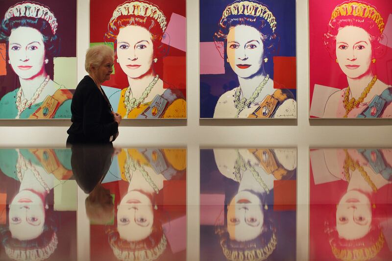 articles/2012/09/28/queen-buys-warhol-of-herself/queen-warhol-sykes_p9sk3g