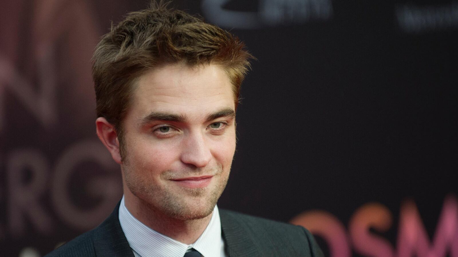 cheats/2012/08/13/robert-pattinson-breaks-silence/robert-pattinson-man-to-man-chat-cheat_z57aw7