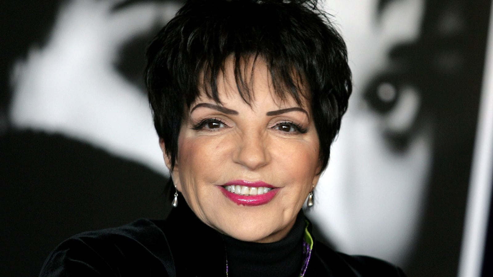 Liza Minnelli attends a press conference ahead of her tour 'Liza's at the Palace' at the Sydney Opera House on October 13, 2009 in Sydney, Australia.