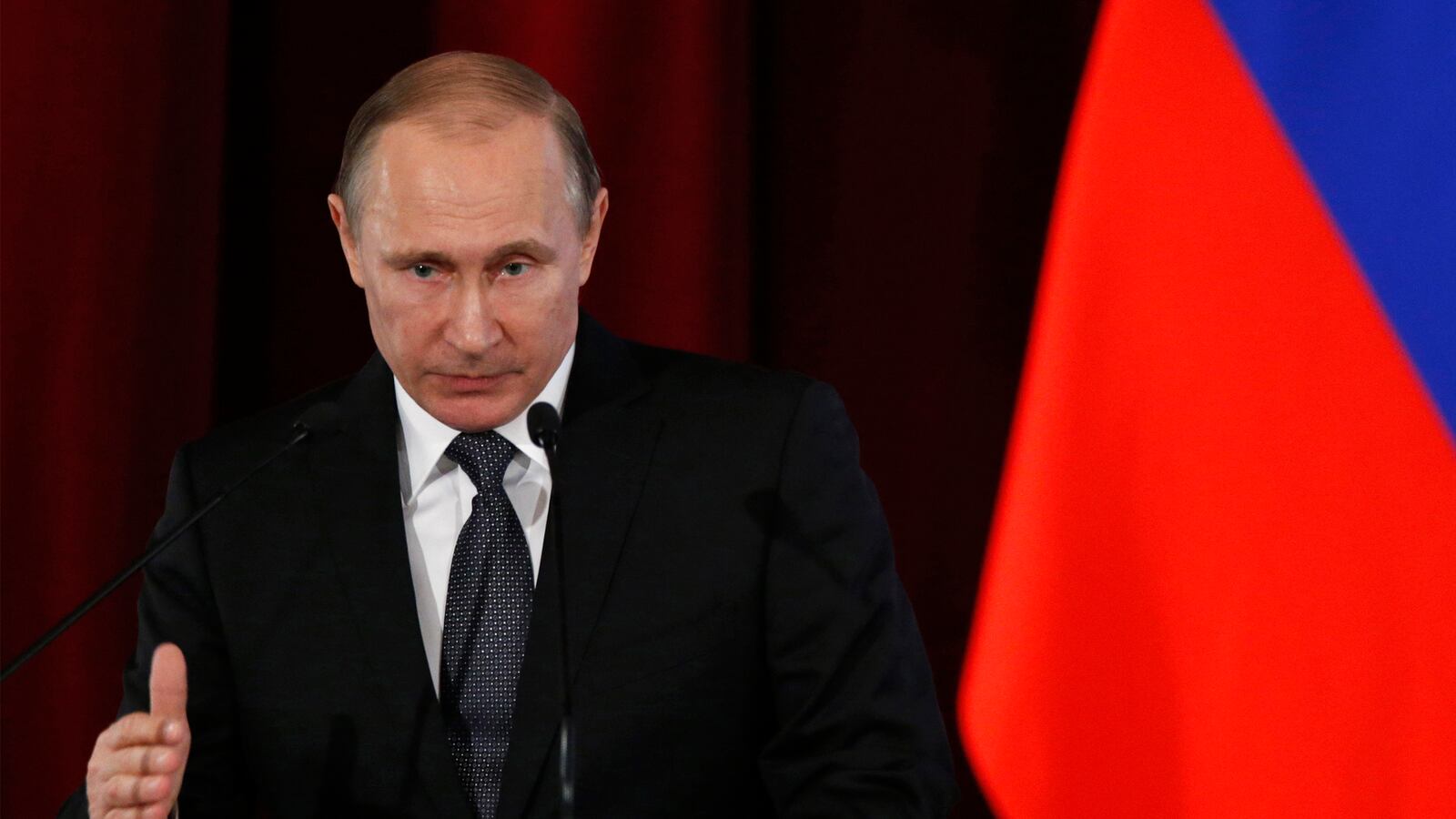 cheats/2016/03/15/russia-begins-withdrawal-from-syria/160315-putin-cheat_if9c4i