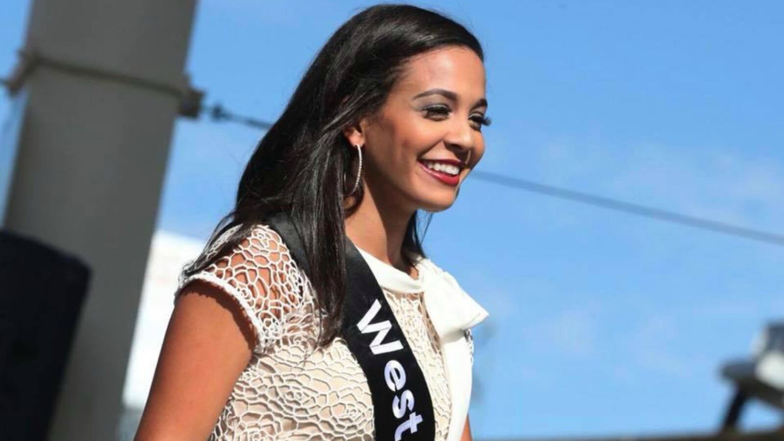 180908-miss-america-trump-division-cheat_vwzqas