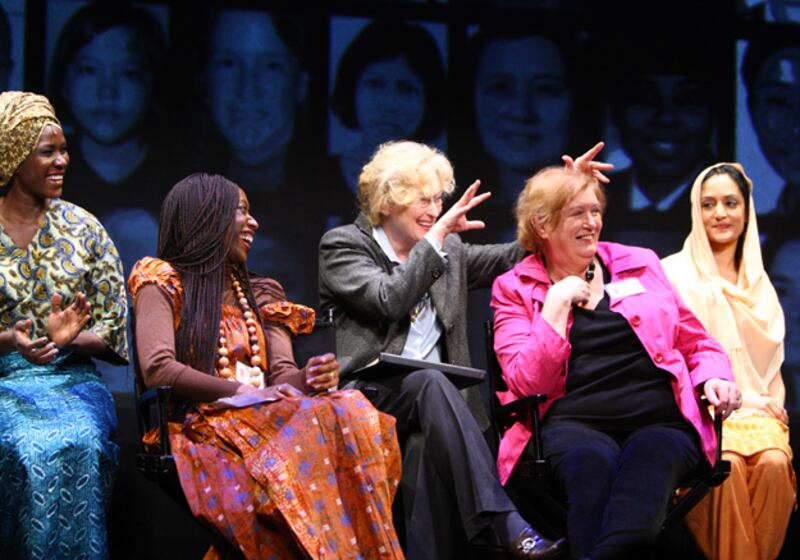 galleries/2010/03/12/women-in-the-world-presents-seven/seven-10_eszg99