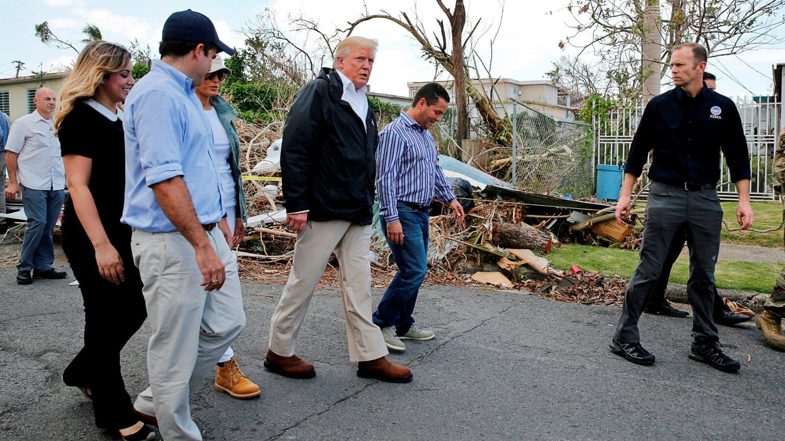 171003-trump-puerto-rico-debt-cheat_tj4rjz
