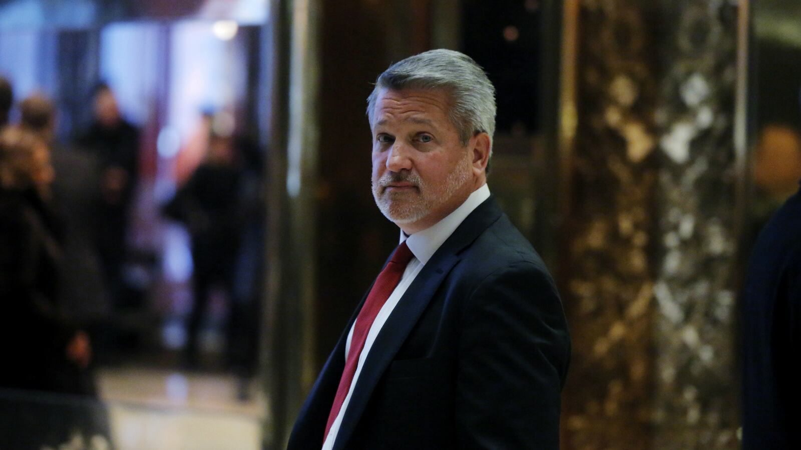 cheats/2017/05/01/report-bill-shine-out-at-fox-news/170501-bill-shine-cheat_jmnvy5