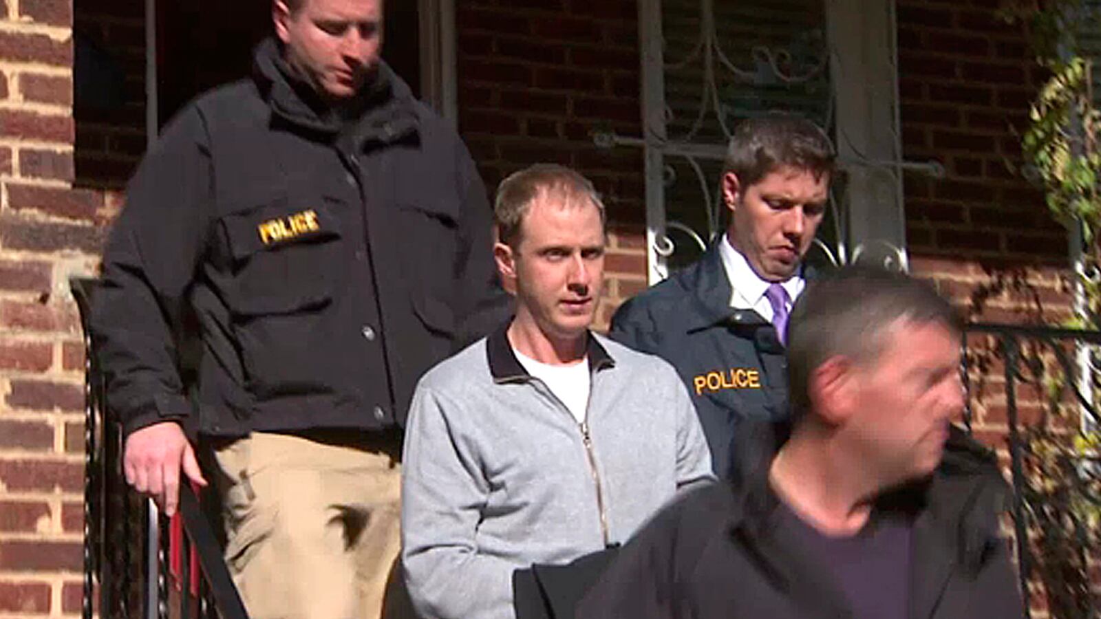 cheats/2014/01/24/aide-charged-for-child-porn-dead/140124-ryan-loskarn-cheat_x29zma