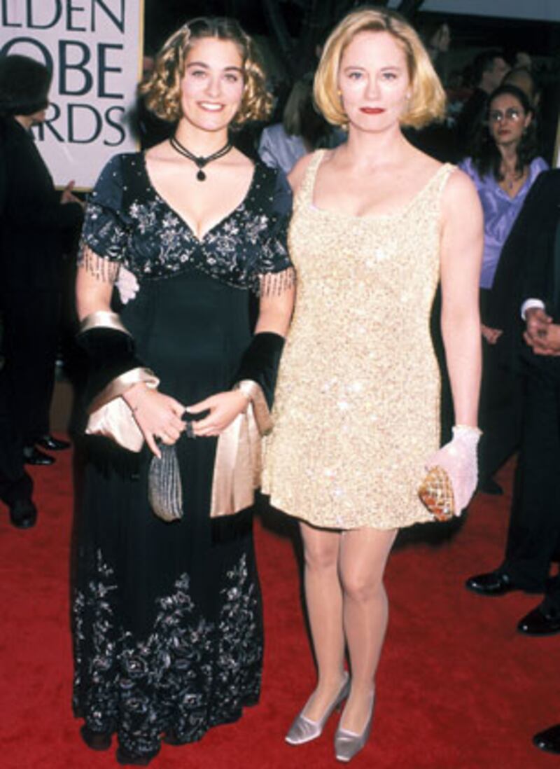 galleries/2009/01/08/miss-golden-globes/globes-clementine-ford_a2sa6a