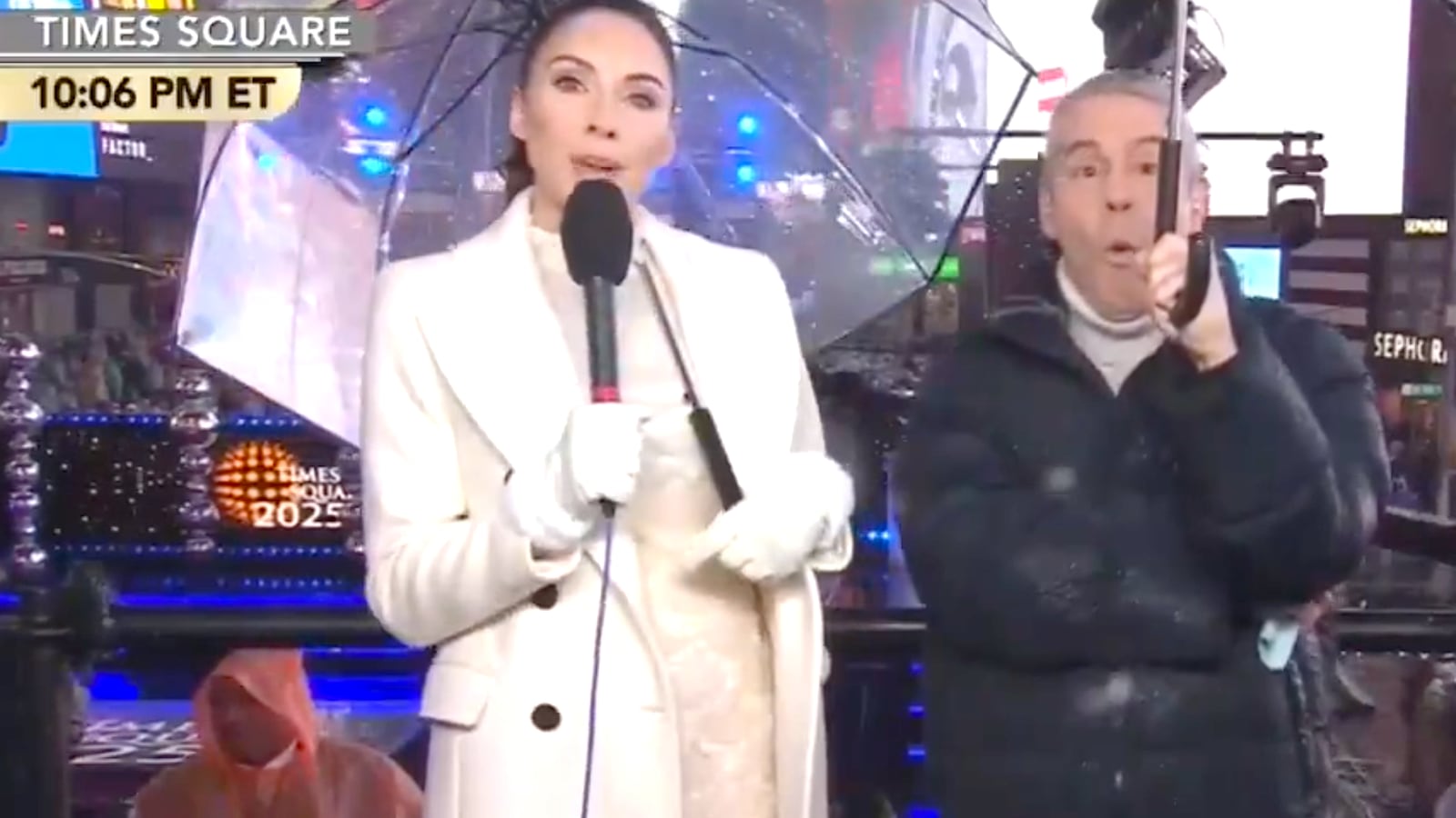 Comedian Whitney Cummings offered a no-holds-barred "Roast of the Year" during CNN's live New Year's Eve broadcast.