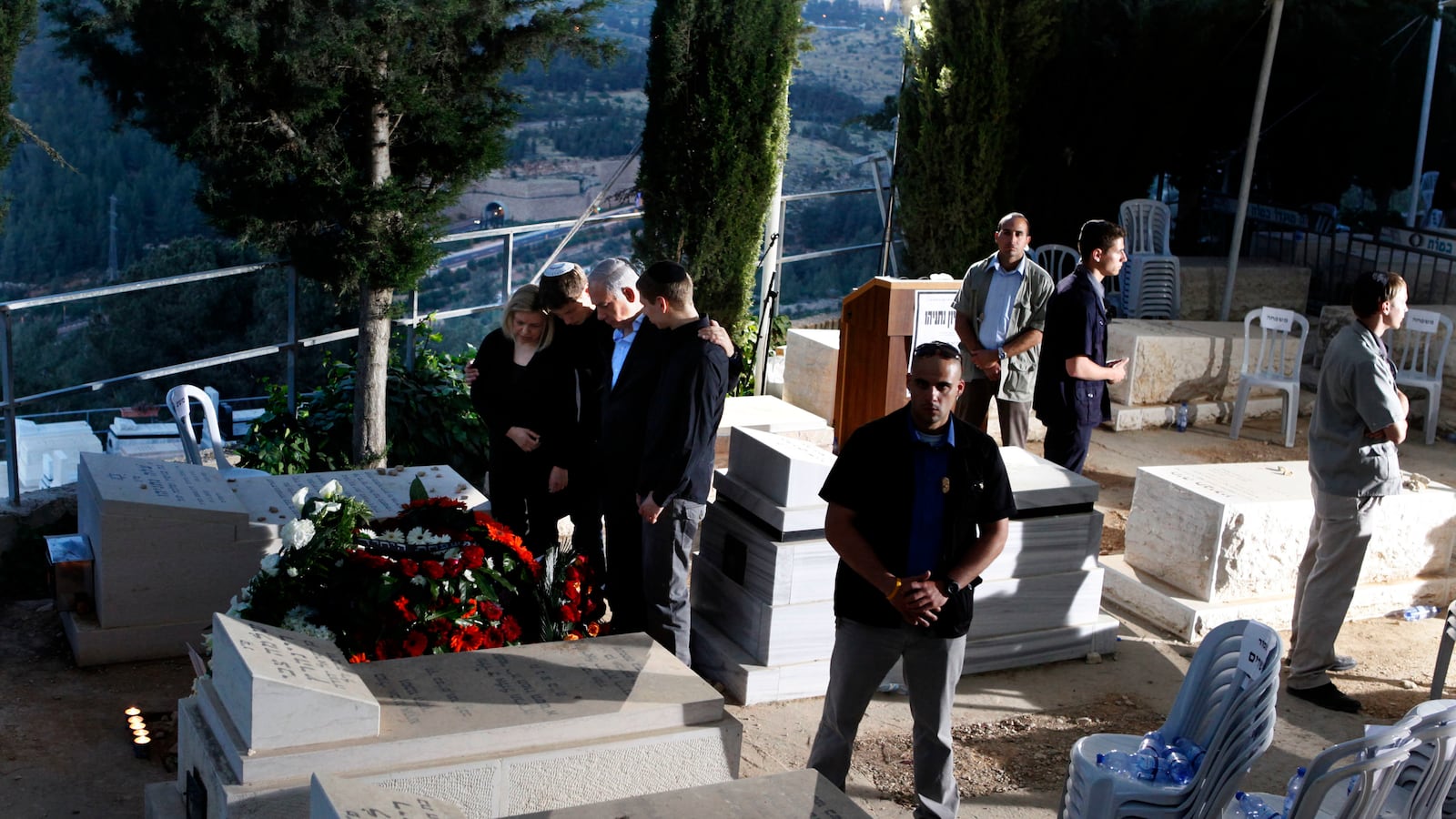 articles/2012/05/01/benzion-netanyahu-s-legacies/benzion-funeral-openz_wild9b
