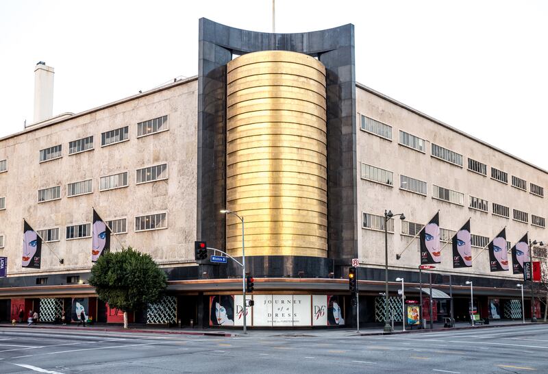 galleries/2014/01/14/diane-von-furstenberg-s-40-years-of-the-wrap-dress-photos/dvf-exhibition-3_aovvb0