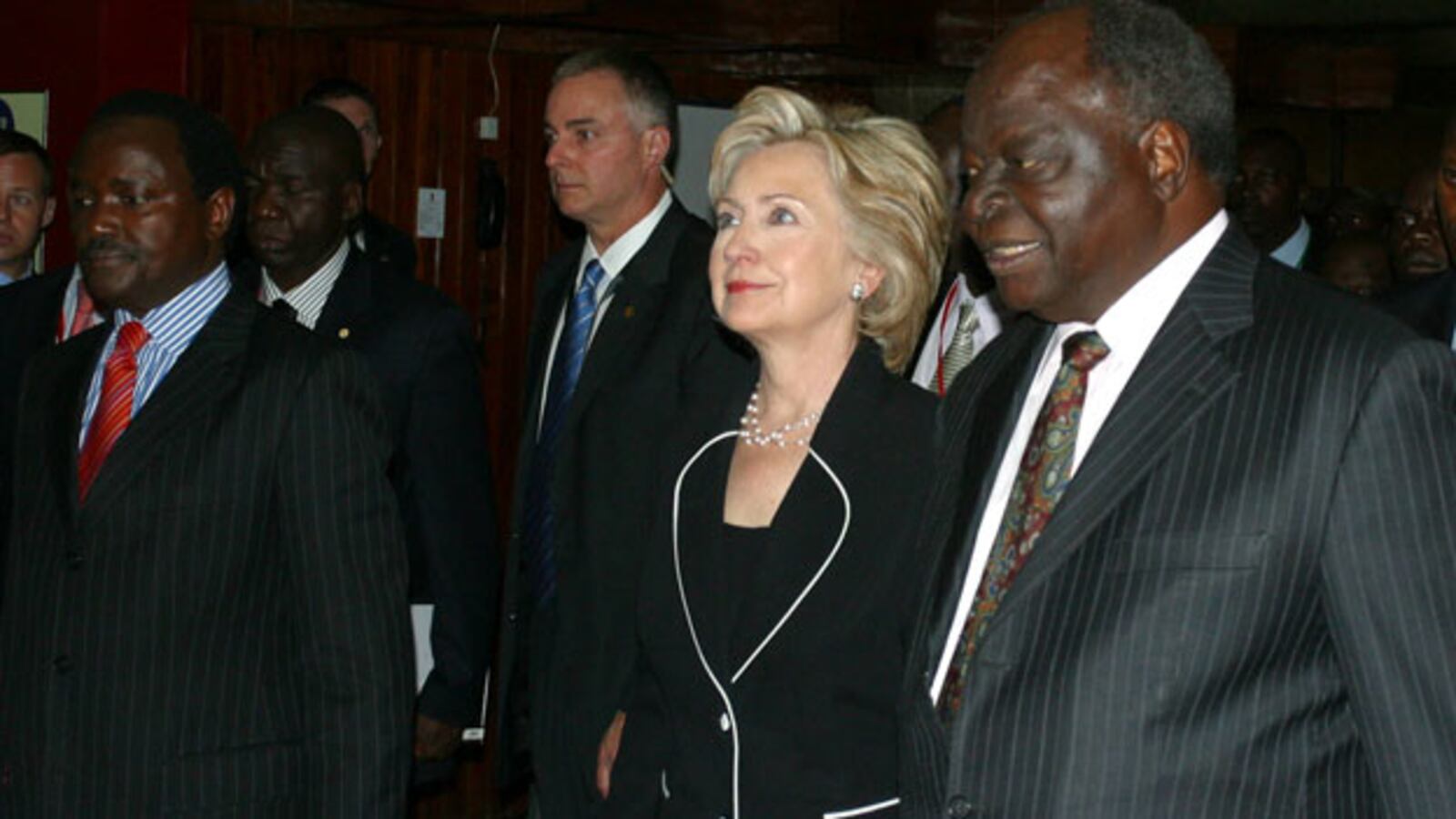 galleries/2009/08/08/hillary-clinton-in-africa/hillary-in-africa-10_tgl0sy
