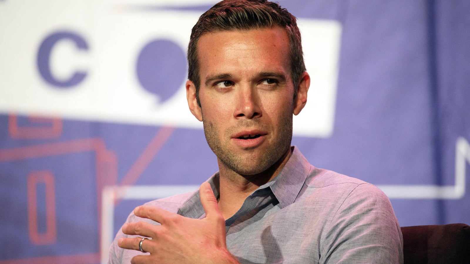 180727-Porch-favreau-tease_qc4itl