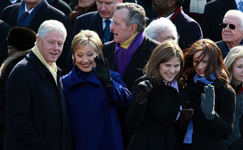 galleries/2009/01/19/witnessing-history/inauguration---the-clintons_ohucje