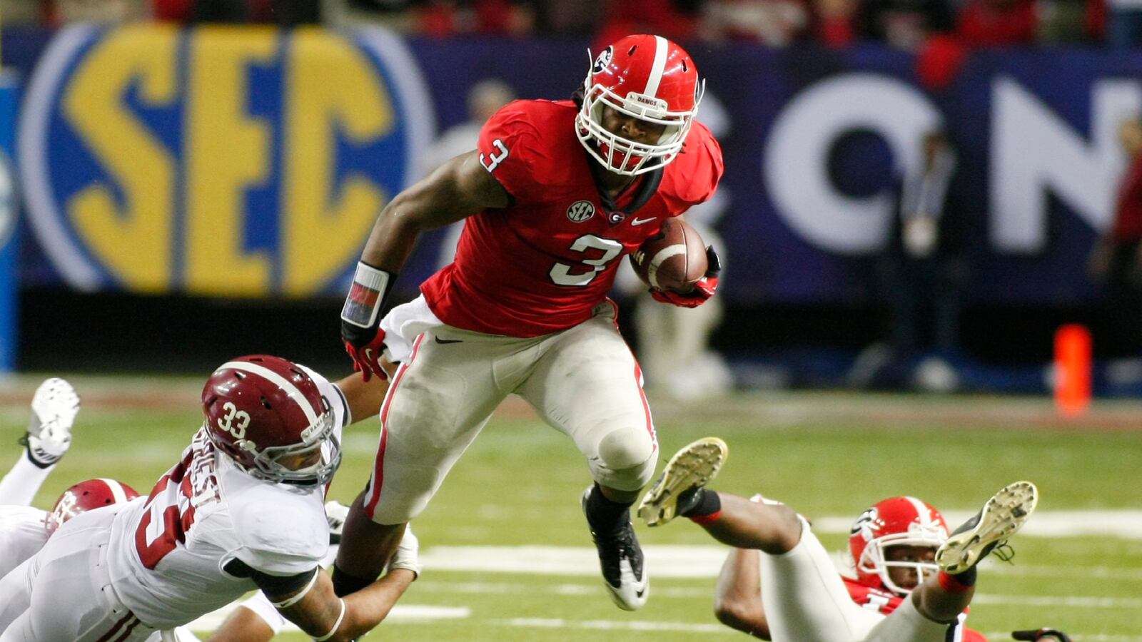 cheats/2014/10/29/heisman-candidate-suspended-for-autographs/141029-gurley-cheat_hmmdgj