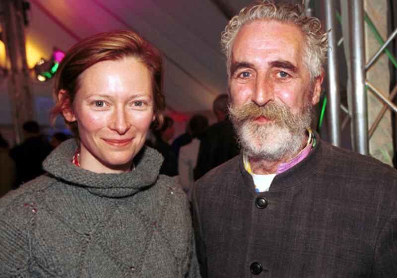 galleries/2011/03/02/open-marriages/open-marriages---swinton_syll36