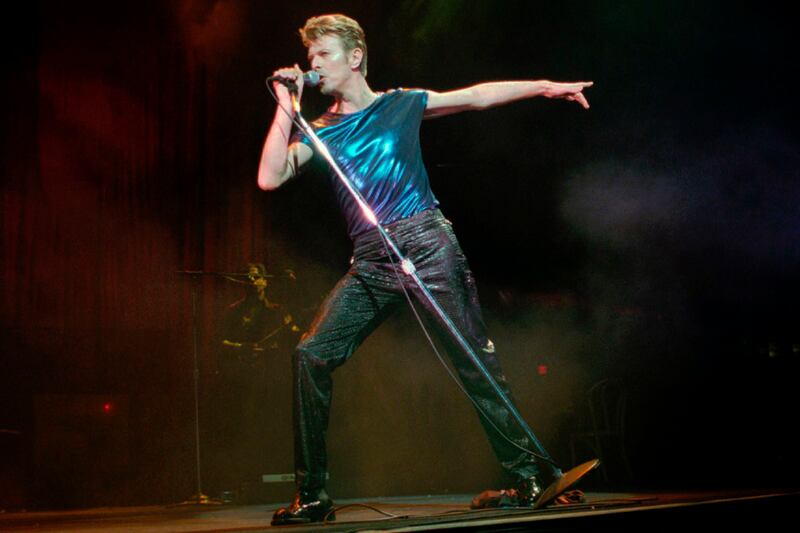 galleries/2016/01/11/david-bowie-style-icon-photos/160111-david-bowie8_ubgwhu