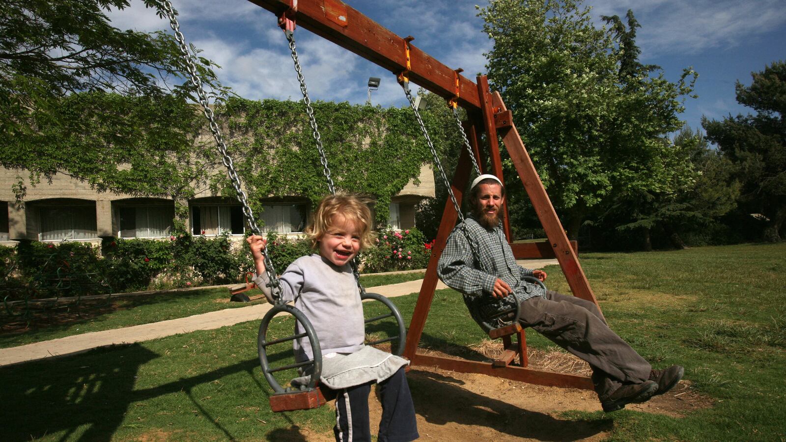 articles/2012/07/11/ending-the-language-of-conflict/kfar-etzion-kids-openz_jm4c2u