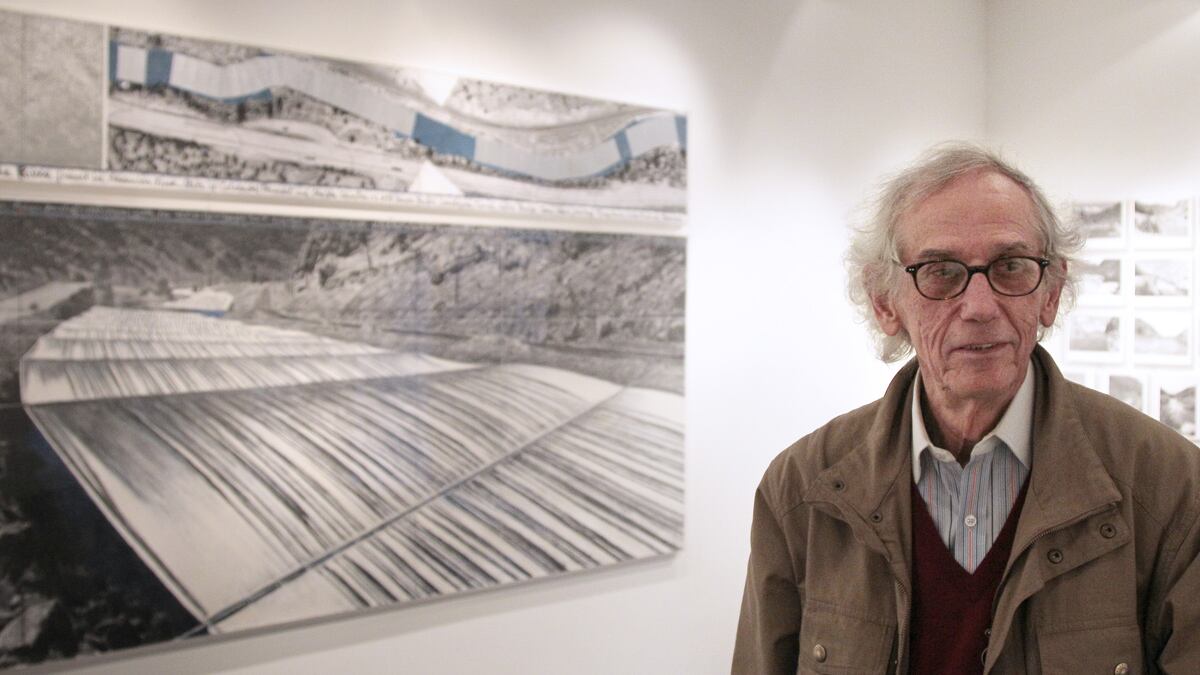 cheats/2011/11/08/feds-okay-christo-s-next-art-project/christo-arkansas-river-project-cheat_r9nkzg