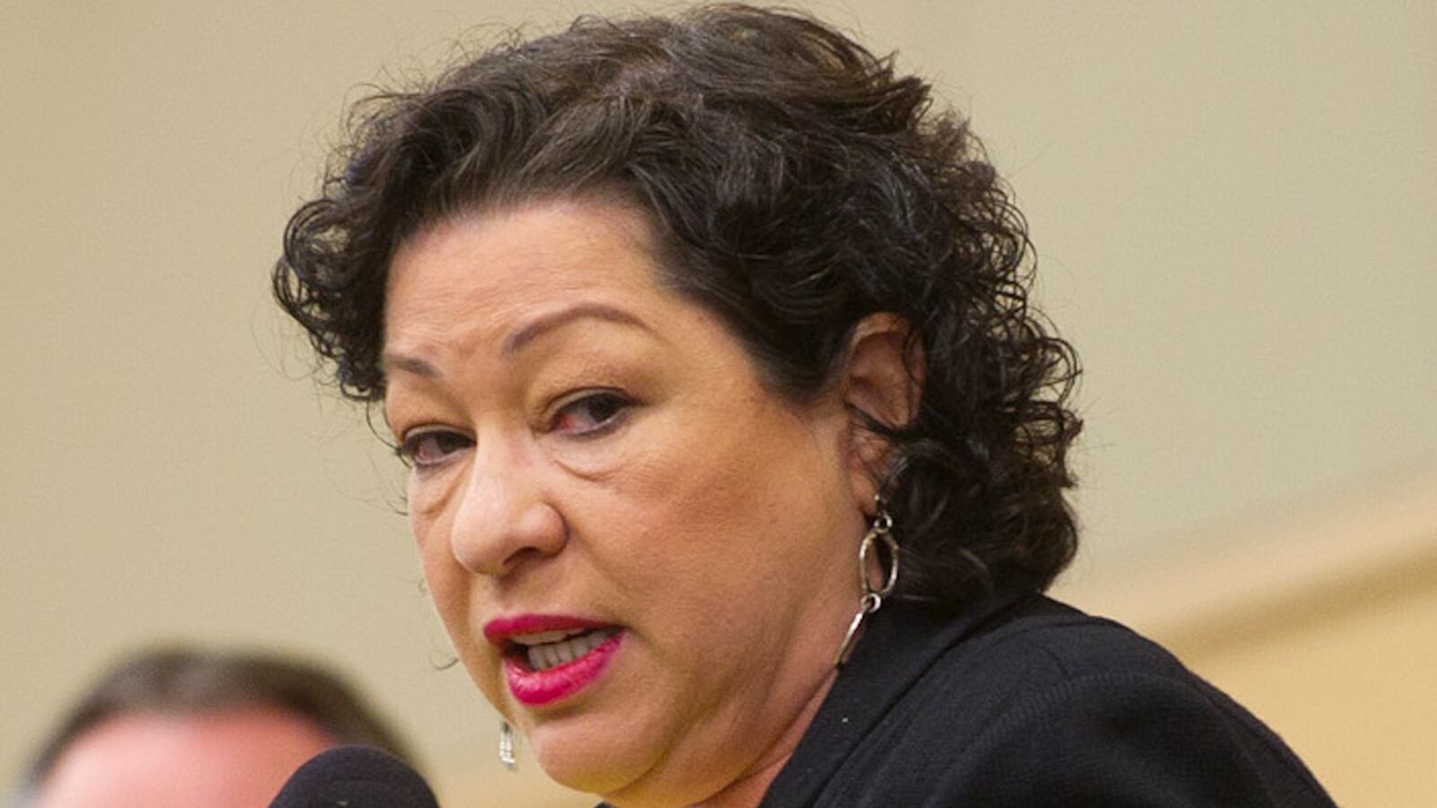 cheats/2014/01/01/sotomayor-stays-birth-control-mandate/140101-contraceptives-scotus-cheat_jleoc6
