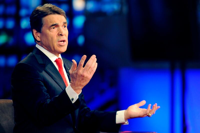 galleries/2011/12/08/candidates-on-gun-control/gun-control-candidates-rick-perry_skea9v