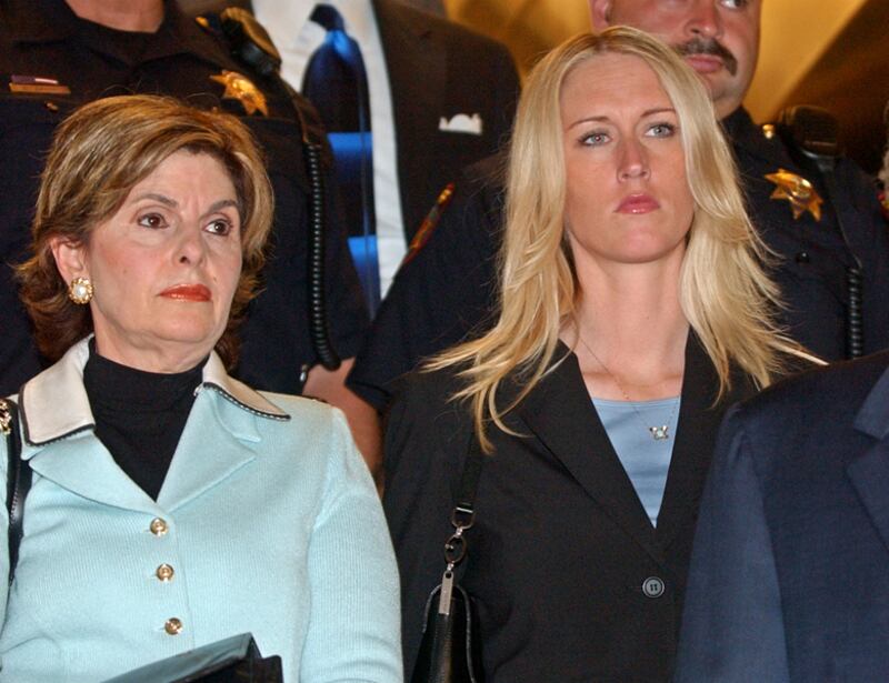 galleries/2011/11/08/herman-cain-accuser-s-lawyer-gloria-allred-s-famous-clients-photos/amber-frey-gloria-allred_p4kgr7