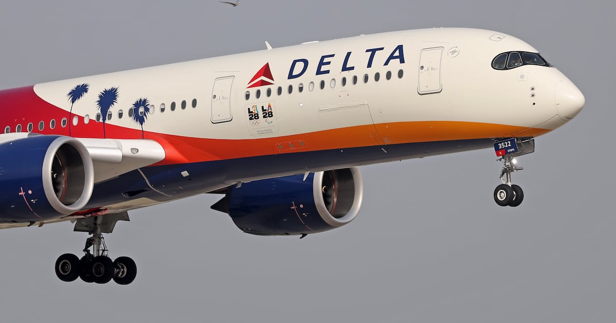 Delta Flight To Detroit Delta Flight To Detroit