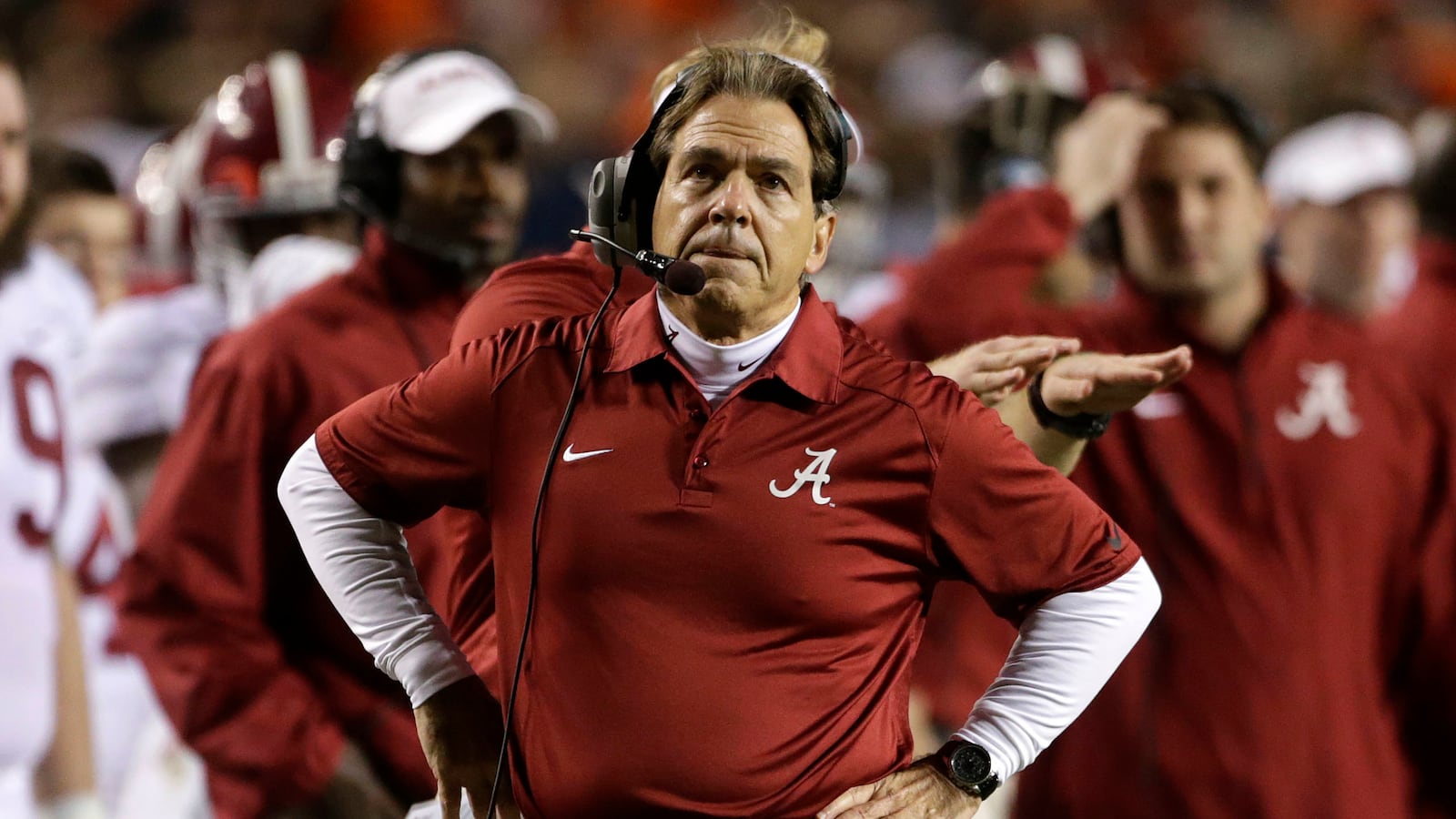 articles/2013/12/02/alabama-coach-nick-saban-s-folly-great-coaches-protect-their-players/131201-stevens-great-coach-tease_noep9r