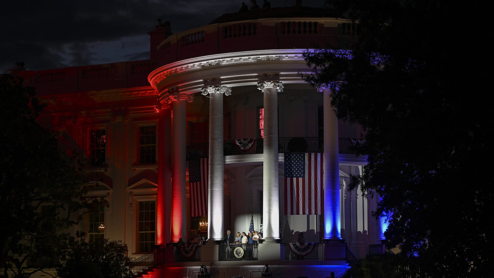 A mysterious substance found in the White House on Sunday tested positive for cocaine.