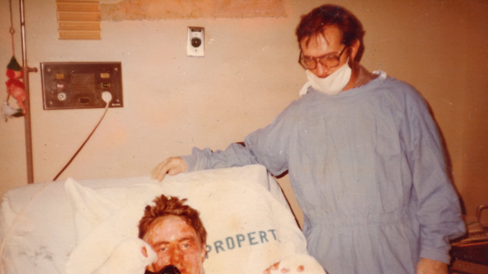 articles/2016/09/14/the-real-story-of-how-close-we-came-to-nuclear-armageddon/160914-grove-command-control-tease_ojfqfm