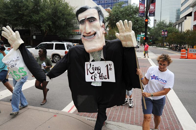 articles/2012/08/28/the-democrats-tampa-counterattack/dems-in-tampa-grove_ojmlf6