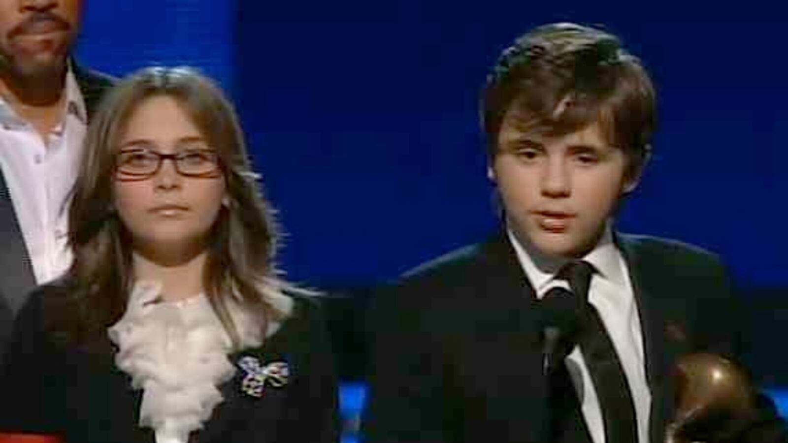 cheats/2012/07/26/prince-jackson-threatens-the-truth/paris-and-prince-jackson_ouizmo