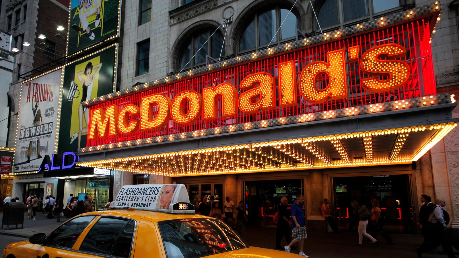 articles/2013/10/01/do-you-want-wine-with-those-fries/130930-Haglage-McDonalds-tease_gpn5bi