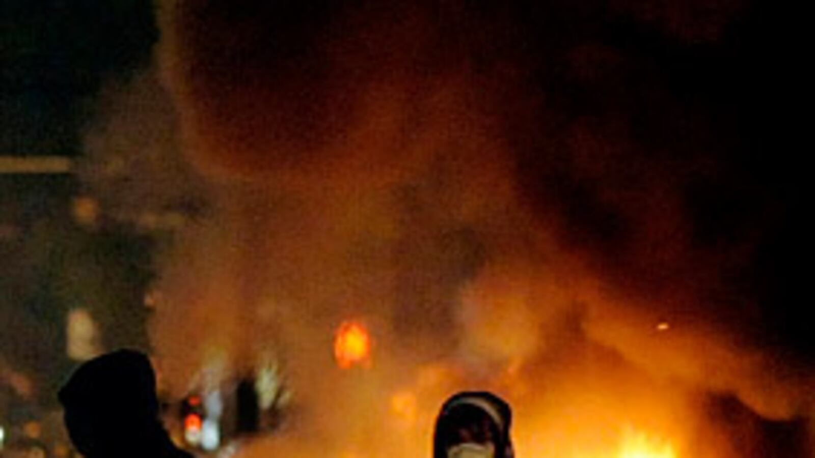 cheats/2008/12/11/greek-riots-worsen/greece-riots_vzsgf4