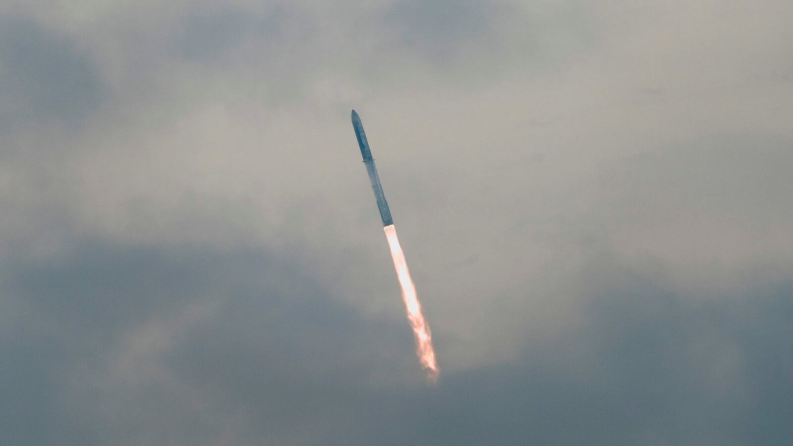 A photo of the SpaceX Starship rocket