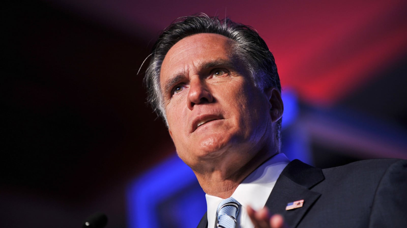 articles/2012/09/17/romney-victims-video-digs-hole-for-campaign-damaged-by-infighting/romney-digs-hole-kurtz_rybjcx