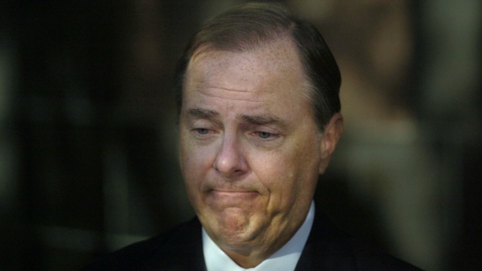 cheats/2013/06/21/enron-ceo-prison-sentence-cut/130621-Jeffrey-Skilling-cheat_ukcmkw