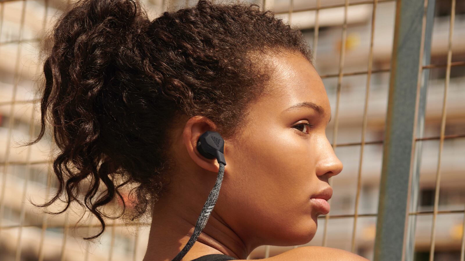 Square-Hero-Image_fwd-01_6_3x_q7jwwg