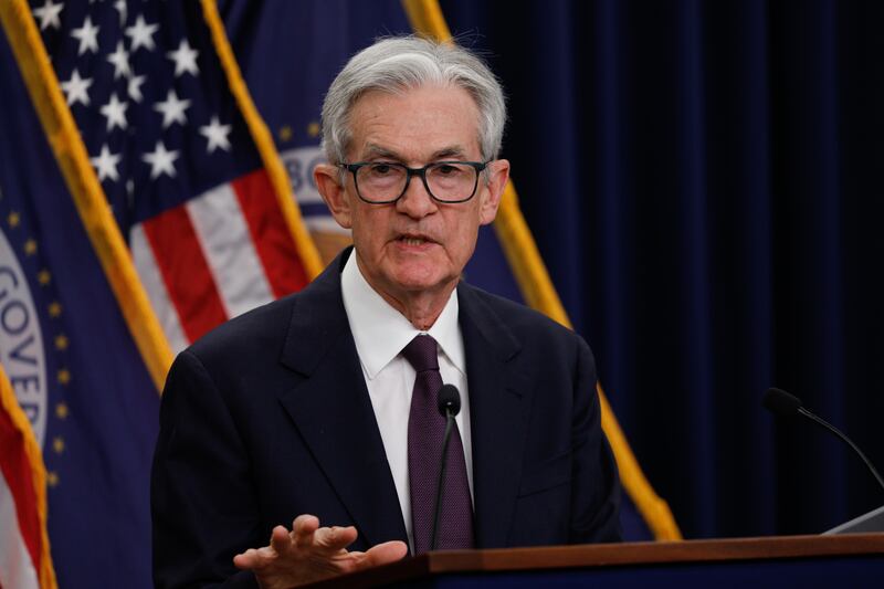 Donald Trump has criticized Fed Chair Jerome Powell and questioned on Wednesday whether he could appoint himself as his replacement.
