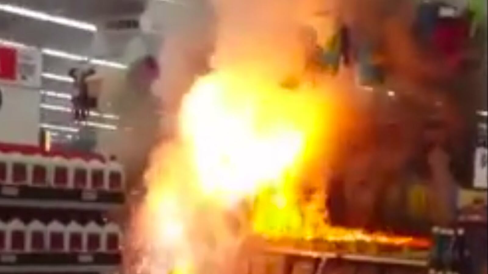 articles/2016/06/22/idiots-light-entire-fireworks-display-on-fire-inside-phoenix-walmart/160622-Slatterty-Phoenix-Walmart-tease_xfxytm