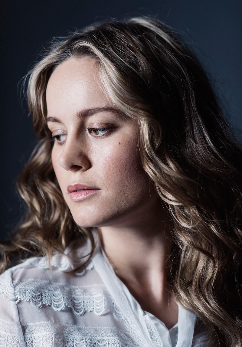 galleries/2015/12/26/how-jeff-vespa-takes-such-intimate-celebrity-portraits/151223-vespa-larson_uwhfkr